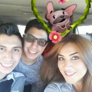 Meet your Posher, Denise